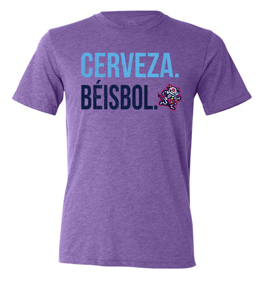 Los Granjeros de Wisconsin 108 Stitches Purple Cerveza. Beisbol. Tee